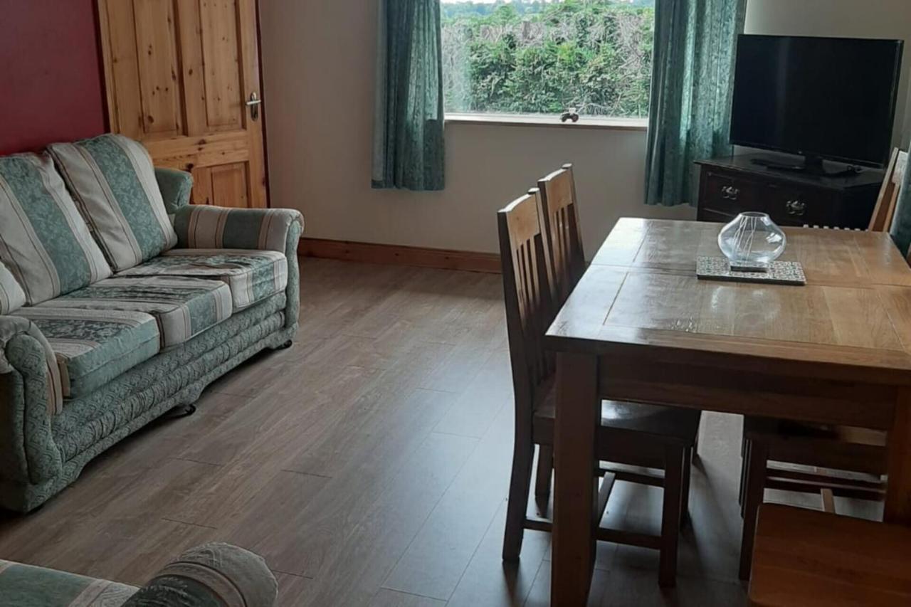 Innishmore Island Farmhouse キャヴァン エクステリア 写真